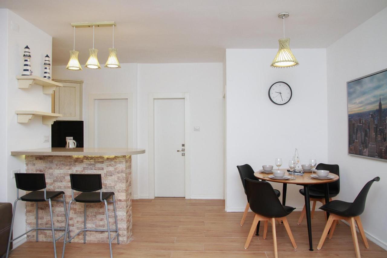 Apartments4You Betti Bat Yam Eksteriør billede