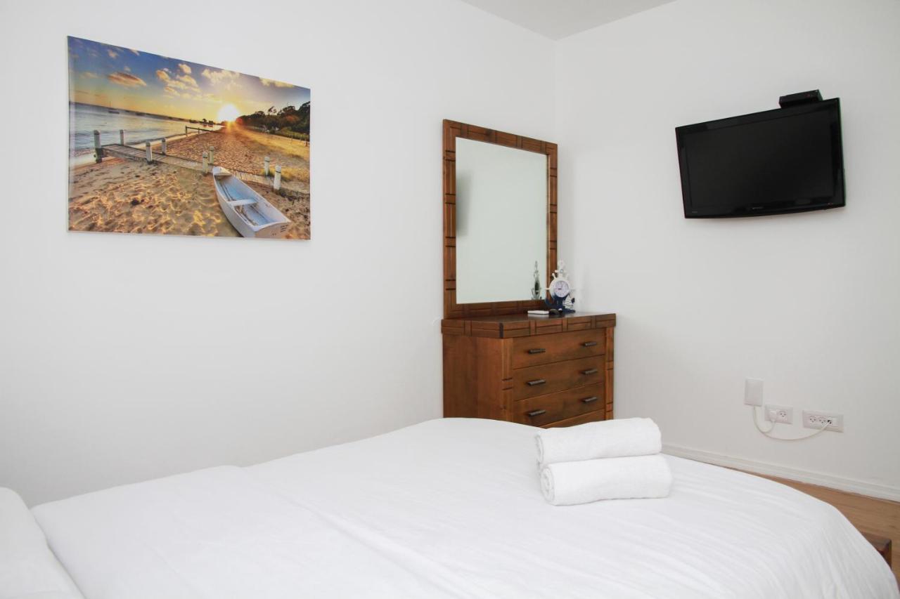Apartments4You Betti Bat Yam Eksteriør billede