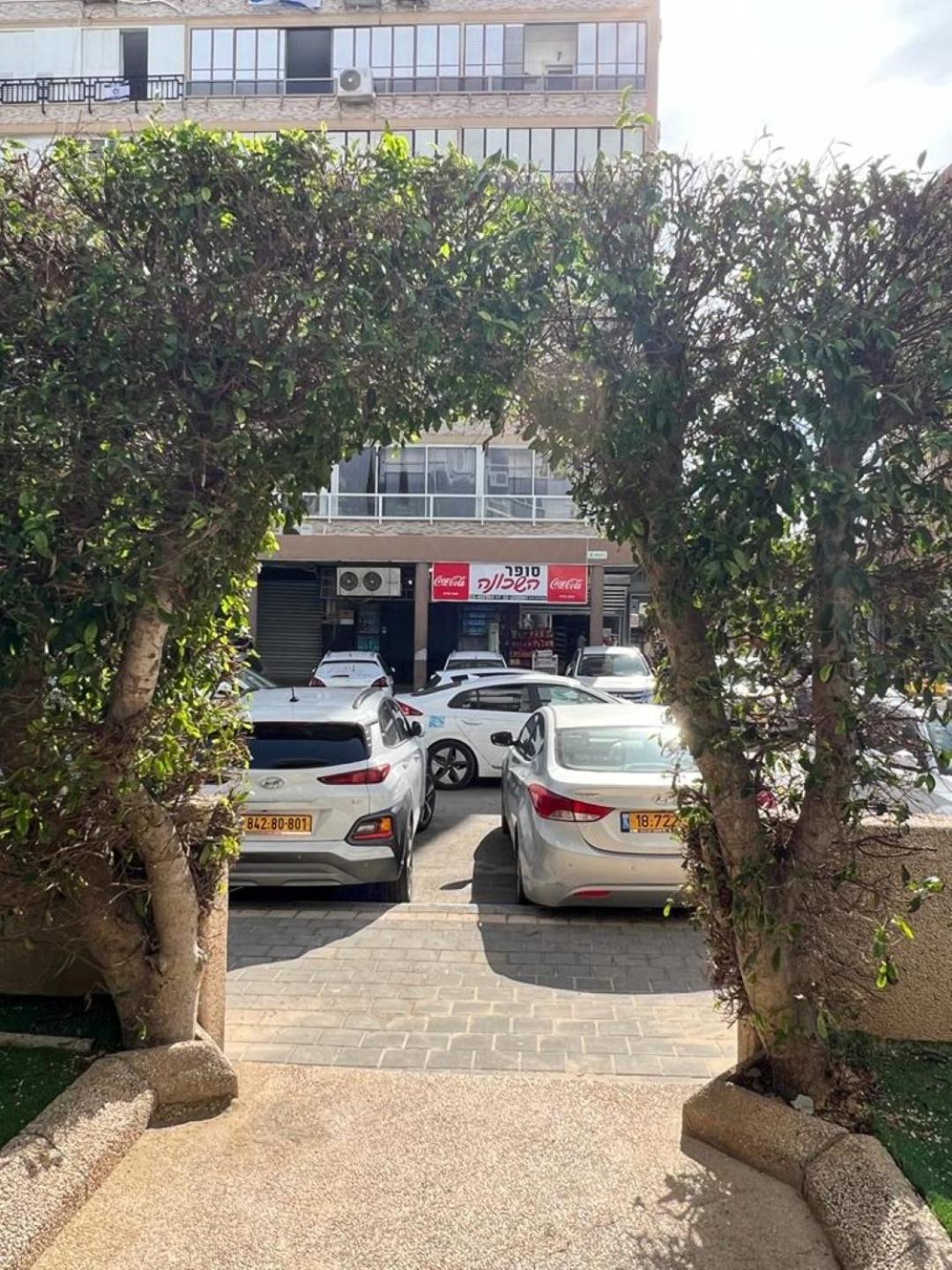 Apartments4You Betti Bat Yam Eksteriør billede